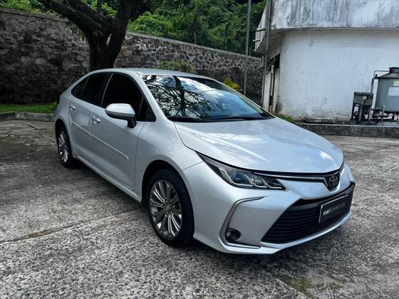 TOYOTA COROLLA 2.0 VVT-IE FLEX XEI DIRECT SHIFT TOYOTA COROLLA 2.0 VVT-IE FLEX XEI DIRECT SHIFT
